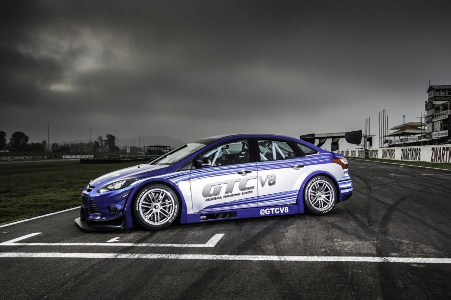  Ford Focus Sedan GTC V8 2014 года  (фото 5 из 5)
